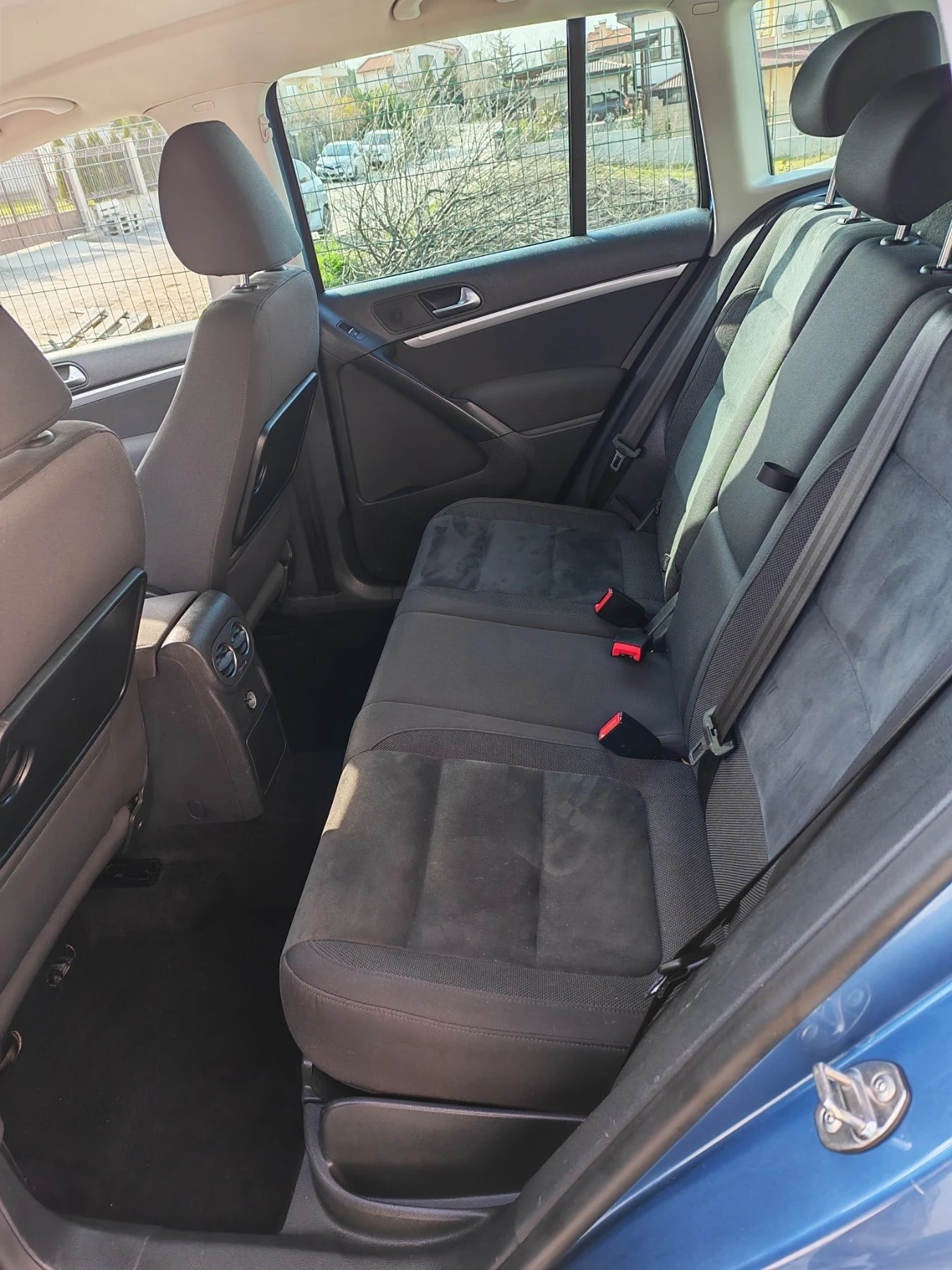 VW Tiguan, снимка 7 - Автомобили и джипове - 53889054