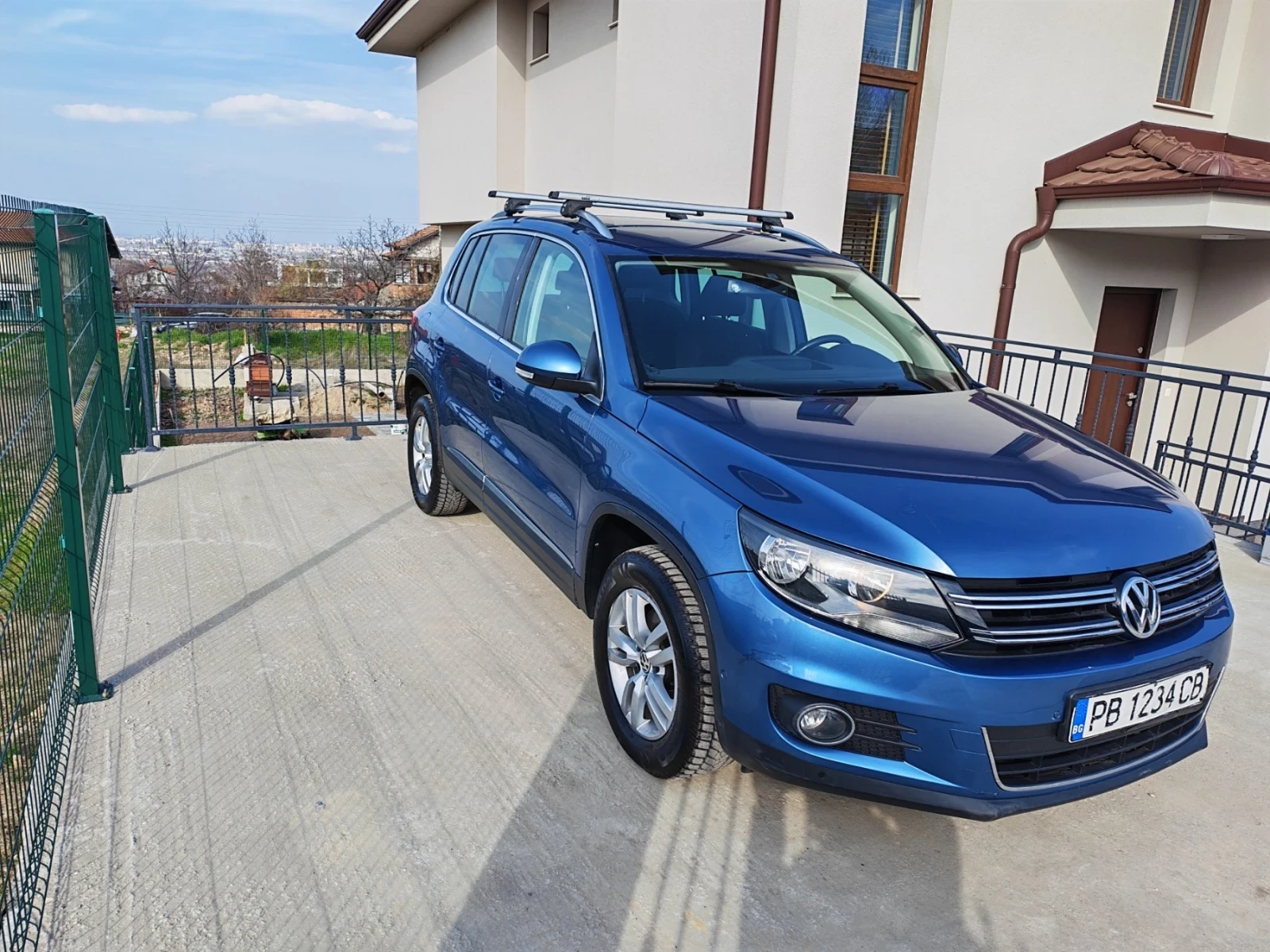 VW Tiguan, снимка 5 - Автомобили и джипове - 53889054