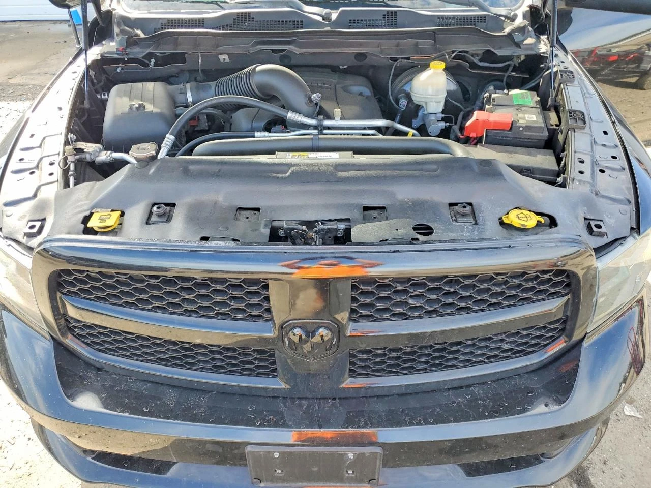 Dodge RAM 1500 5.7HEMI* ST* РЕАЛНИ КМ! , снимка 11 - Автомобили и джипове - 53918509