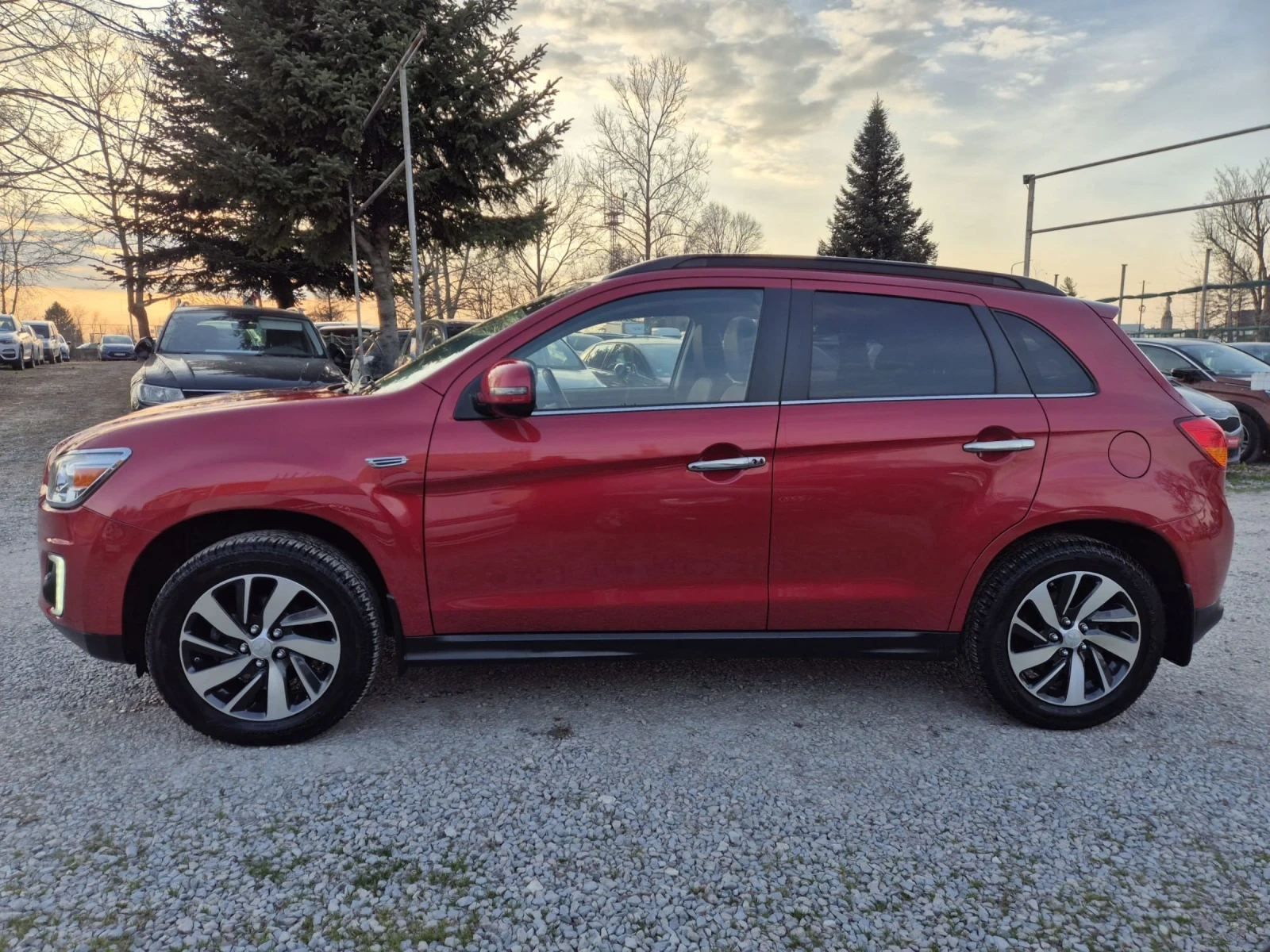 Mitsubishi ASX 2.2DiD+ 4х4, снимка 3 - Автомобили и джипове - 53990430