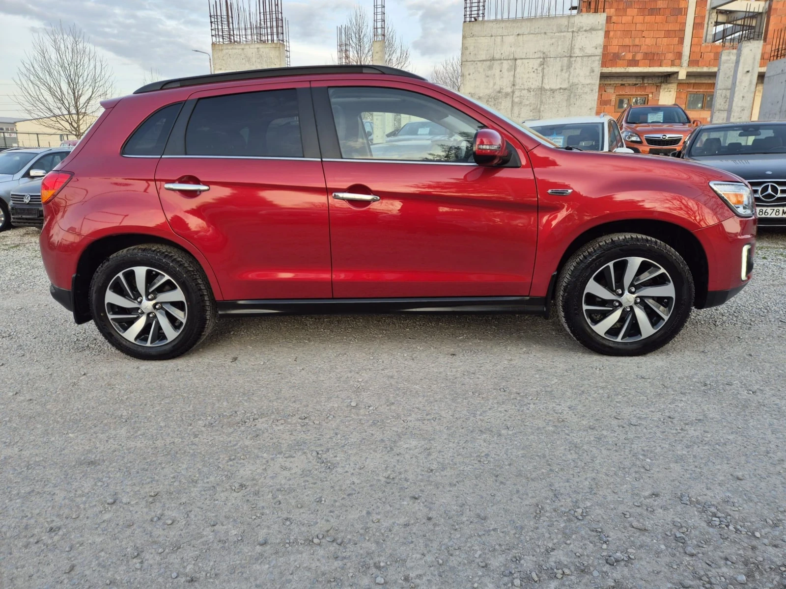 Mitsubishi ASX 2.2DiD+ 4х4, снимка 4 - Автомобили и джипове - 53990430