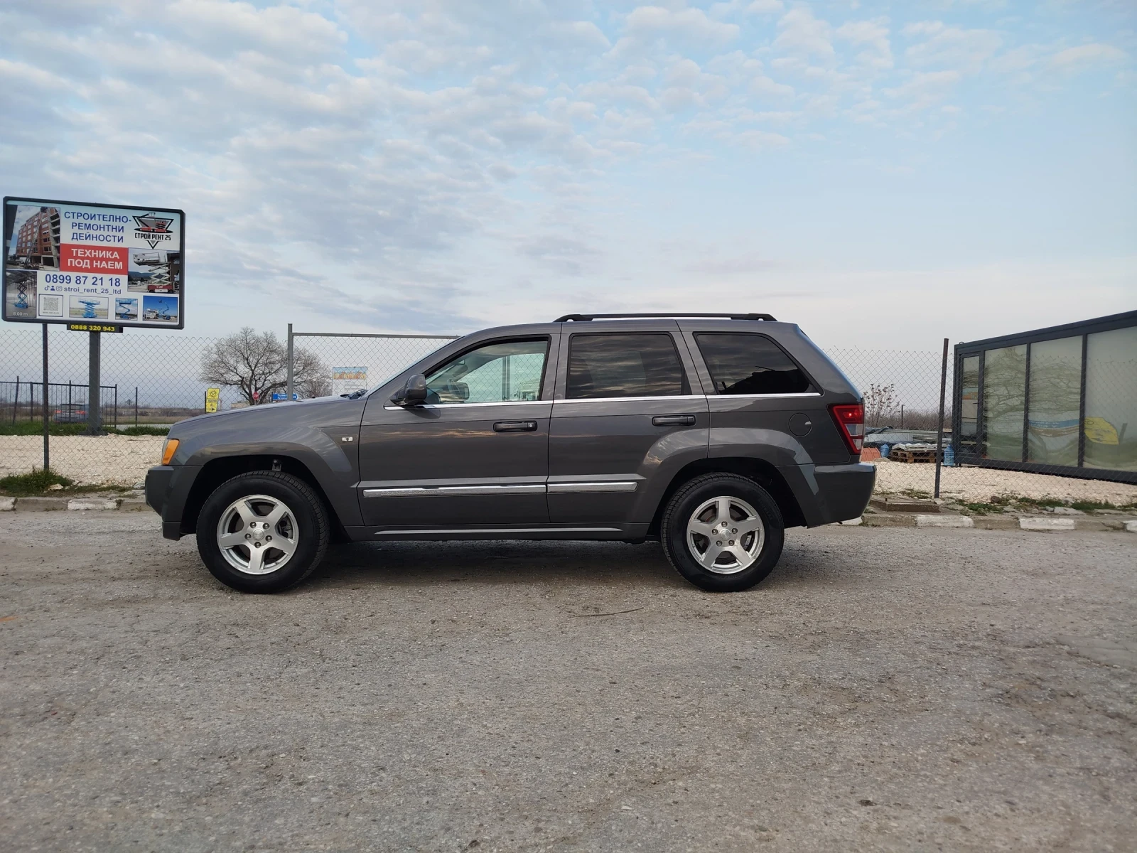 Jeep Grand cherokee 176 000км!!!, снимка 4 - Автомобили и джипове - 54665686