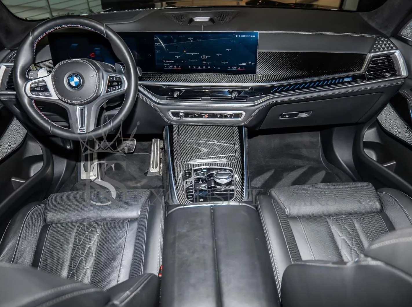 BMW X5 M60i* M-SPORT PRO * SKY* B&W * CARBON* ВЕНТИЛАЦИЯ*, снимка 13 - Автомобили и джипове - 54849101