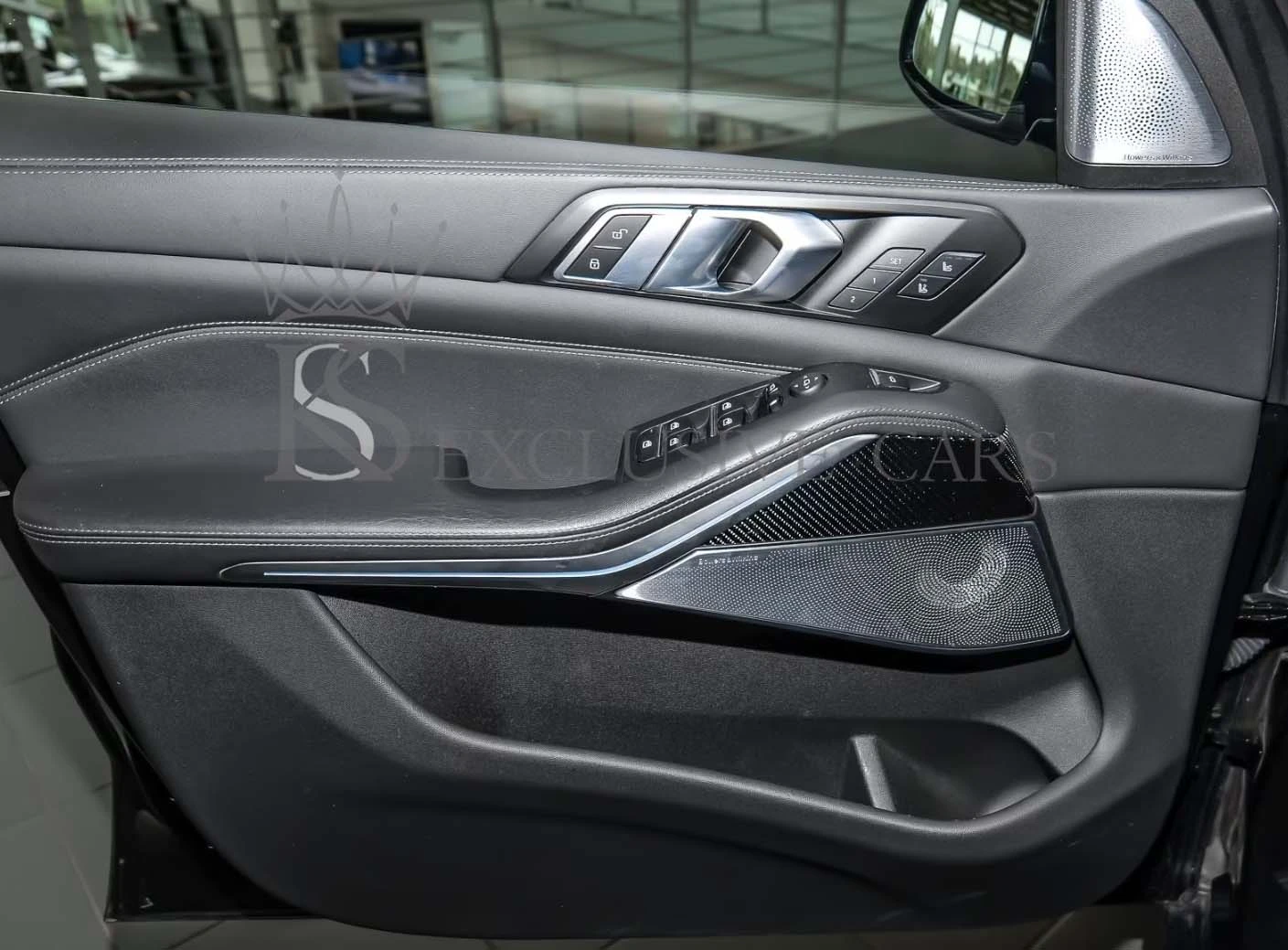 BMW X5 M60i* M-SPORT PRO * SKY* B&W * CARBON* ВЕНТИЛАЦИЯ*, снимка 6 - Автомобили и джипове - 54849101