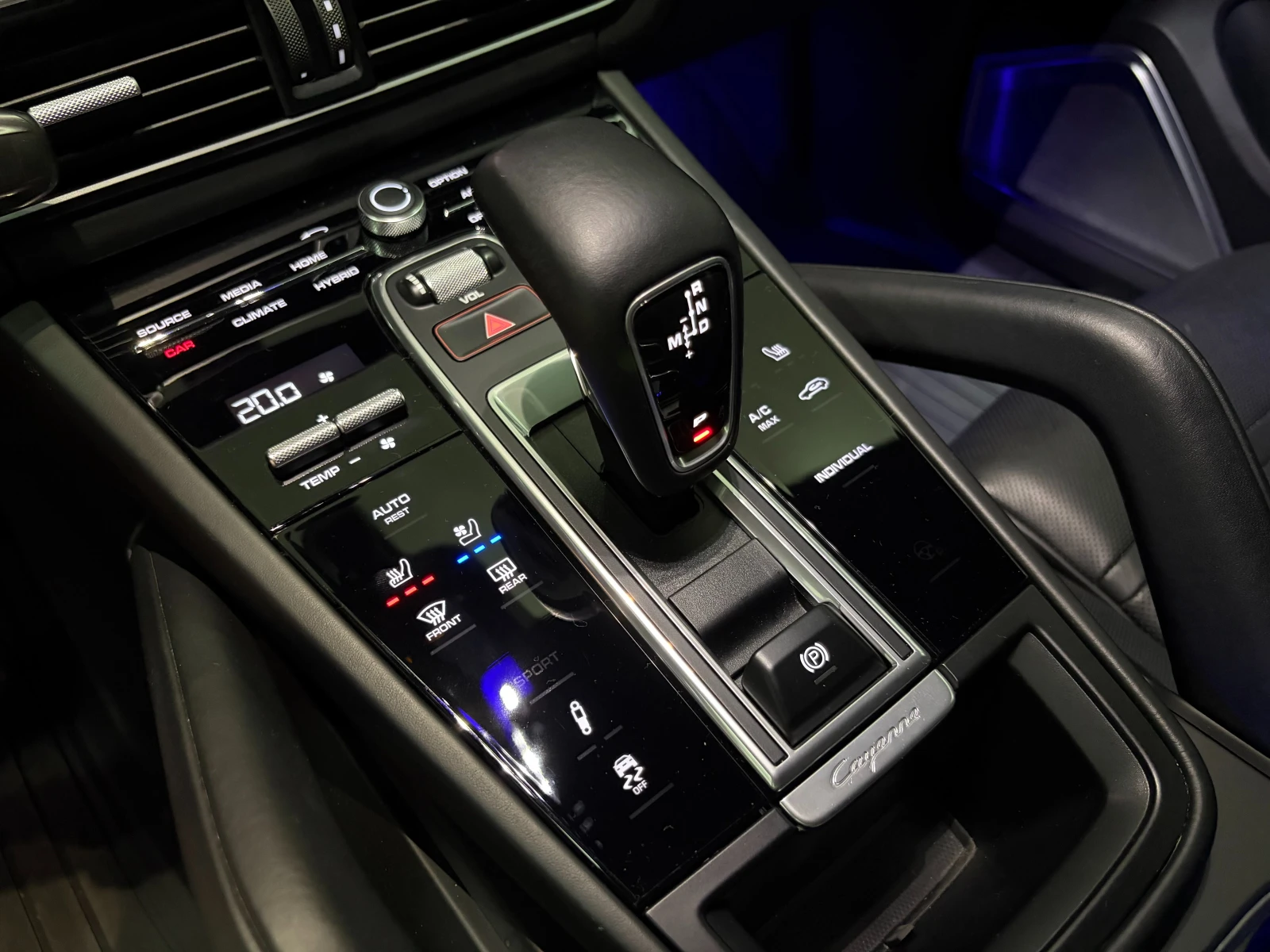 Porsche Cayenne E-Hybrid 360 Burmester Matrix, снимка 13 - Автомобили и джипове - 55001286