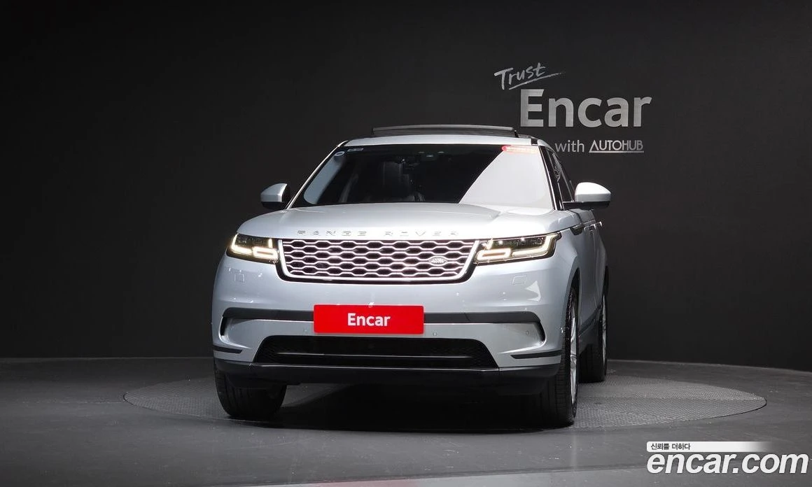 Land Rover Range Rover Velar 2.0 D240 SE