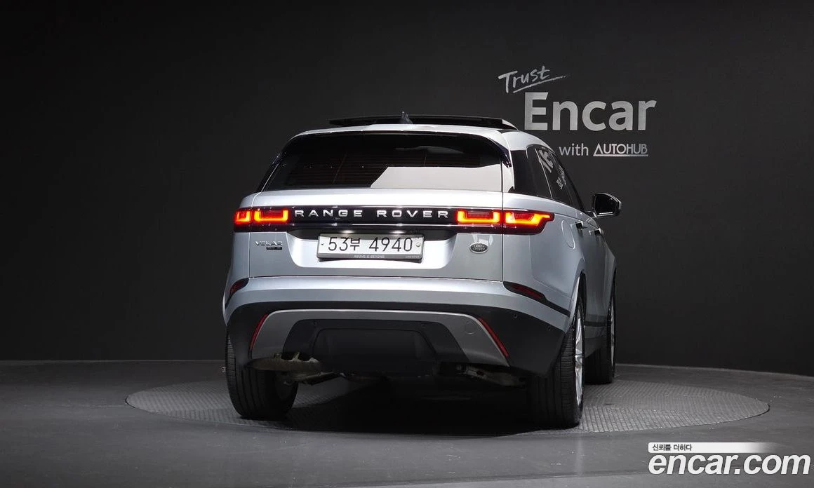 Land Rover Range Rover Velar 2.0 D240 SE, снимка 2 - Автомобили и джипове - 55683842