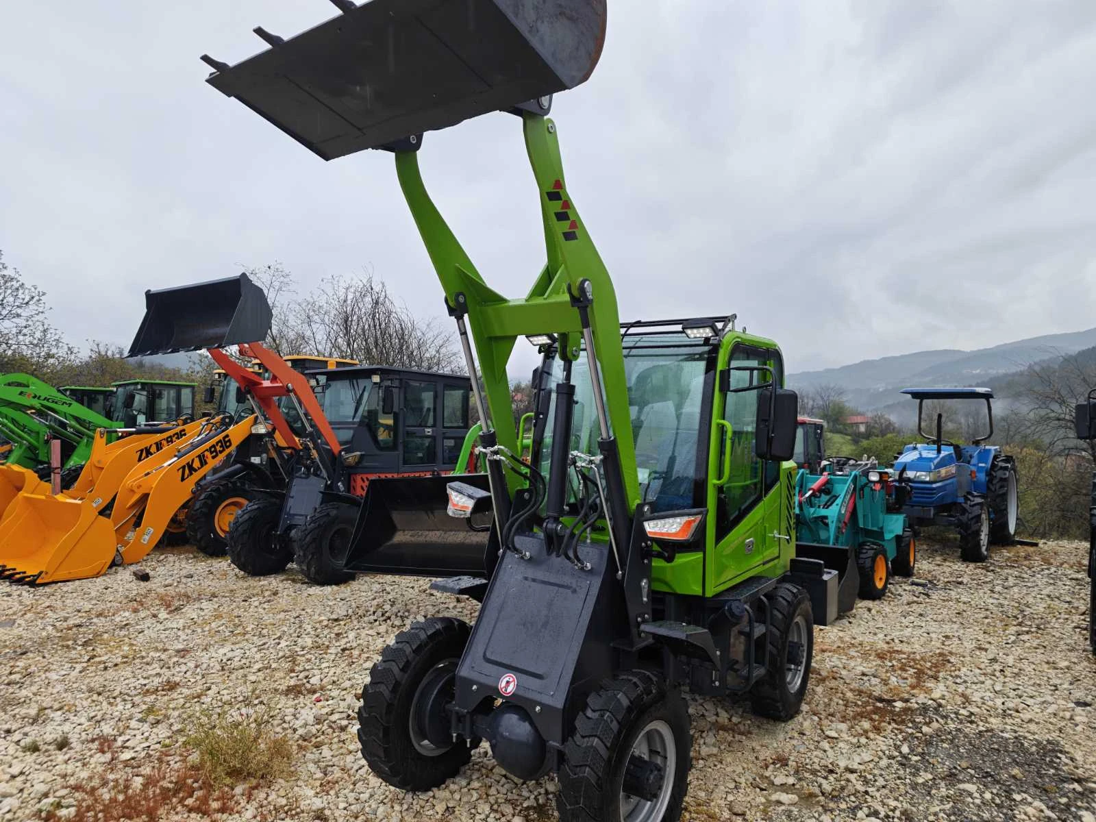 ������� Kubota ����� ������� ��� | Mobile.bg � ����������� 3