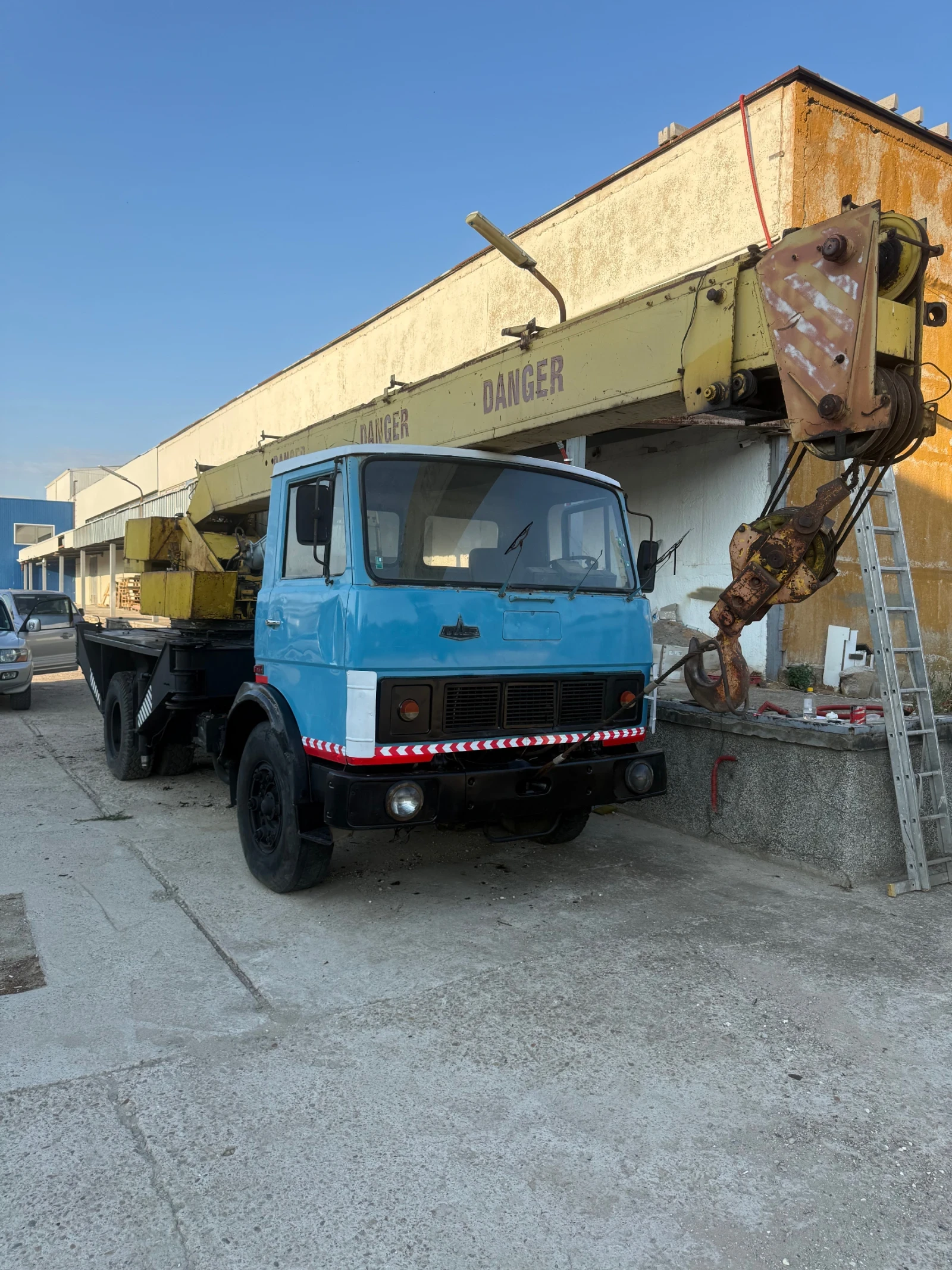 Автокран Друга марка Маз 14 тонен