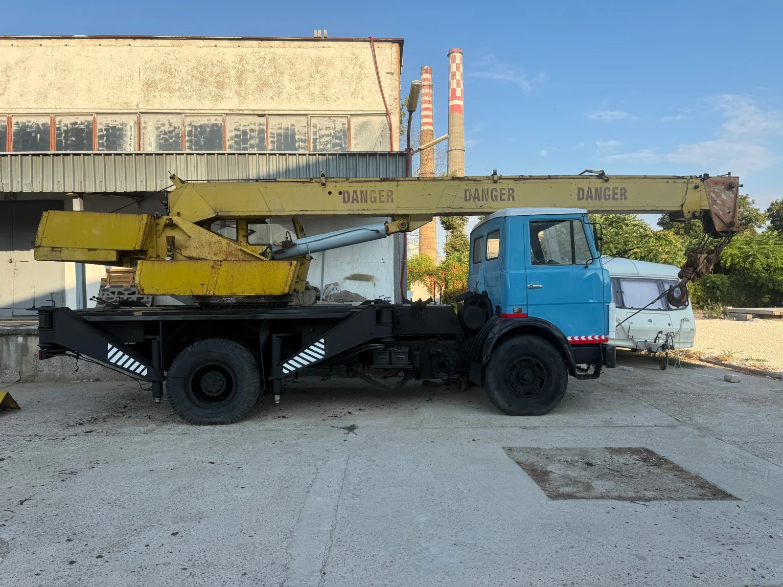 Автокран Друга марка Маз 14 тонен, снимка 2 - Индустриална техника - 55668984