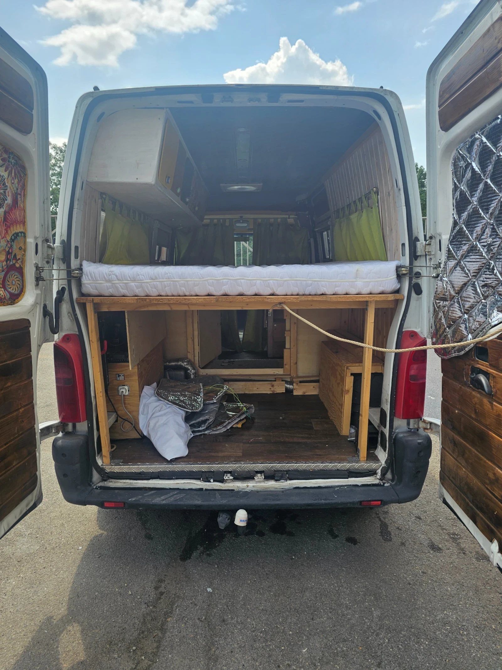 Кемпер Renault Movano, снимка 2 - Каравани и кемпери - 55541078