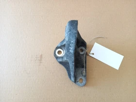 Лапа мотор,двигател дясна Ягуар С Тайп 2.7д (с)