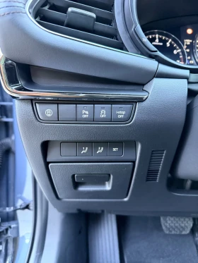 Mazda 3 2.0 e-SkyActiv-X , снимка 6