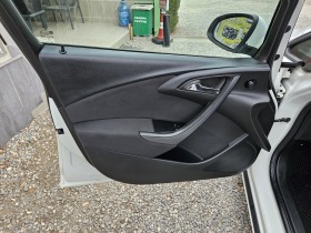 Opel Astra 1.4 gaz navi, снимка 8