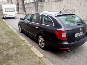 Skoda Superb 2.0TDI, снимка 2