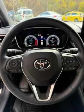 Toyota Corolla 1.8 Hibrid, снимка 10
