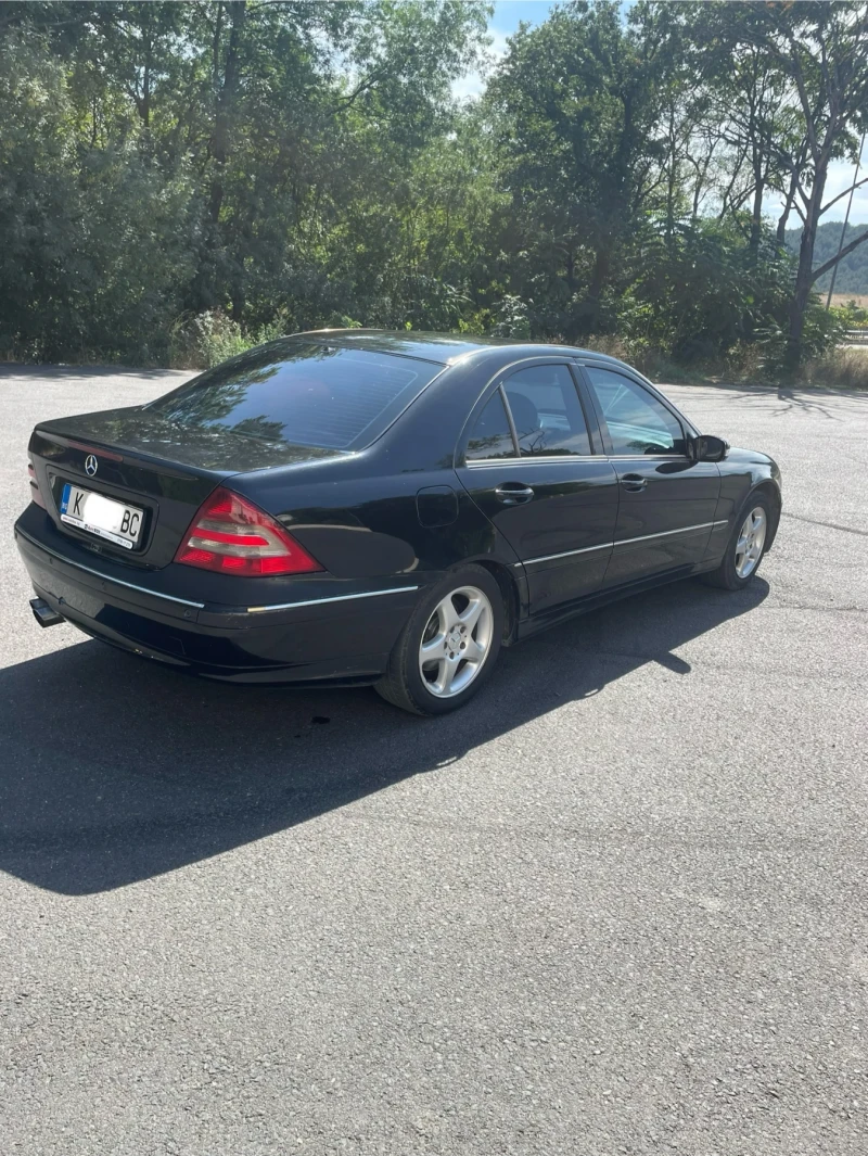 Mercedes-Benz C 270 Avangarde, снимка 4 - Автомобили и джипове - 47347899