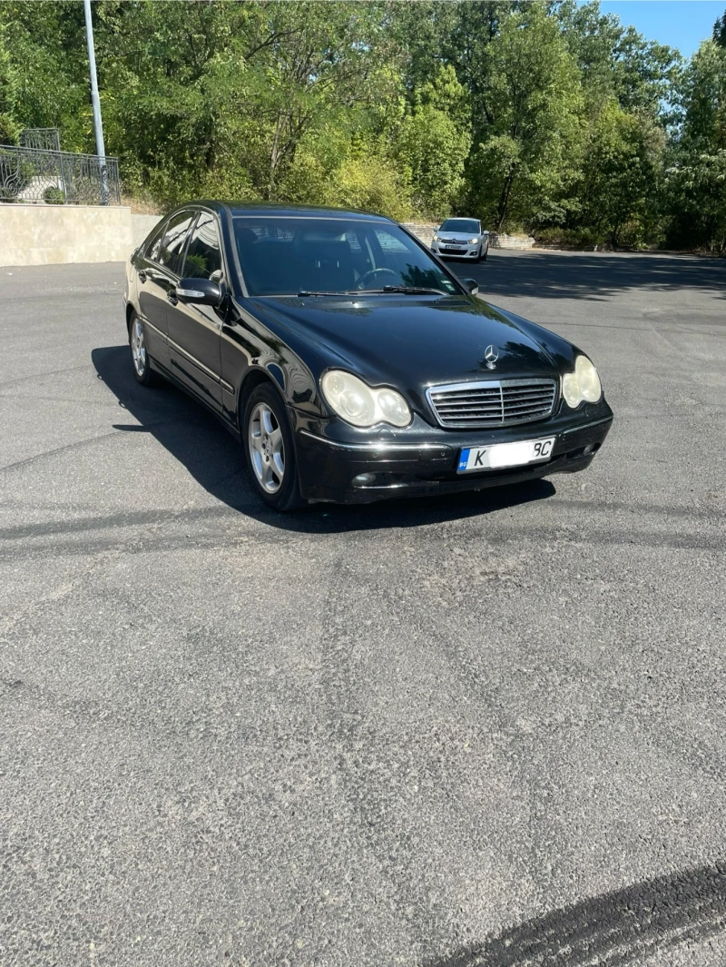 Mercedes-Benz C 270 Avangarde, снимка 3 - Автомобили и джипове - 47347899