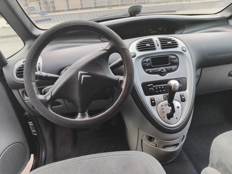 Citroen Xsara picasso 2.0l automatic 2005, снимка 3 - Автомобили и джипове - 48181608