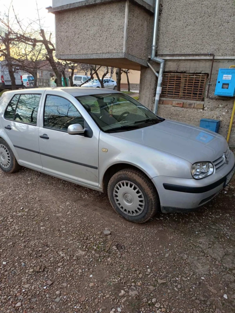 VW Golf, снимка 3 - Автомобили и джипове - 48368146