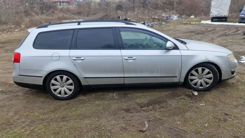 VW Passat Vw passat 2006 Година 1.9 105 коня , снимка 2 - Автомобили и джипове - 49275611