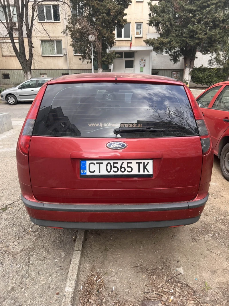 Ford Focus 1.4 benzin, снимка 3 - Автомобили и джипове - 49343029