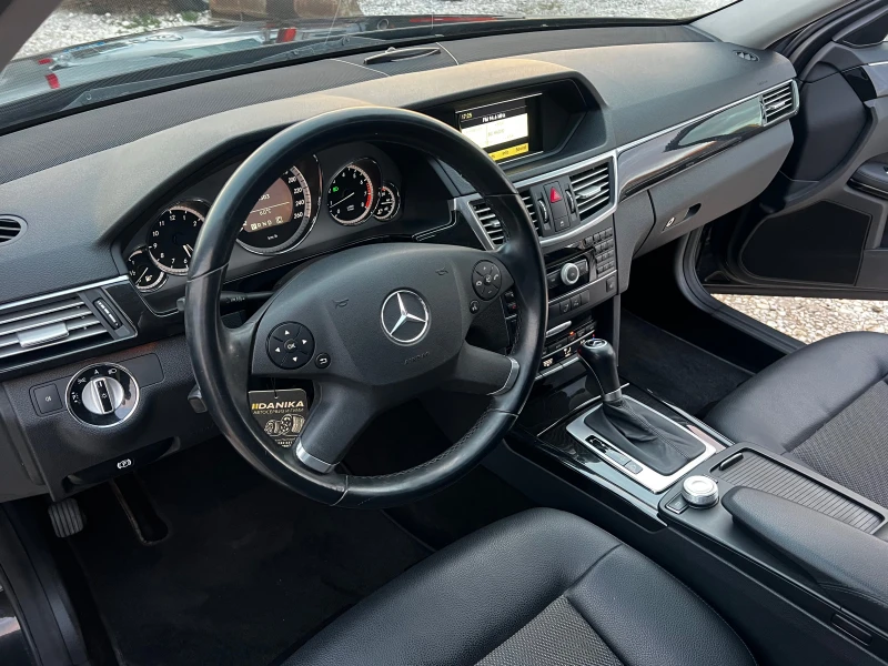 Mercedes-Benz E 200 &#304; Avantgarde, снимка 6 - Автомобили и джипове - 49867978