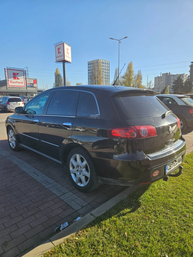 Fiat Croma 1.9 Multijet (150 кс) - Automatic, снимка 5 - Автомобили и джипове - 52423293