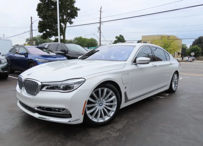 BMW 740 Le Hybrid * * CARFAX * * АВТО КРЕДИТ * * , снимка 2 - Автомобили и джипове - 52829567