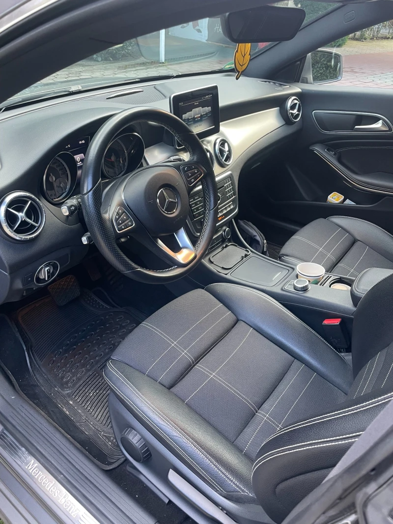 Mercedes-Benz CLA 200, снимка 7 - Автомобили и джипове - 52903906