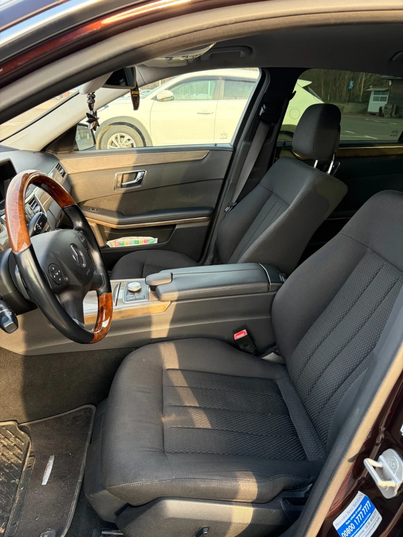 Mercedes-Benz E 350 Distronic Night Vision, снимка 7 - Автомобили и джипове - 53207615