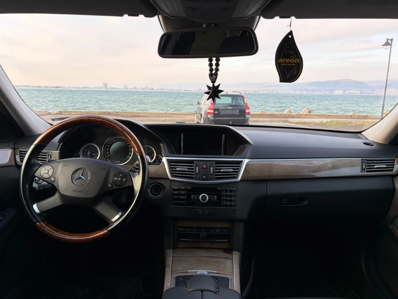 Mercedes-Benz E 350 Distronic Night Vision, снимка 5 - Автомобили и джипове - 53207615