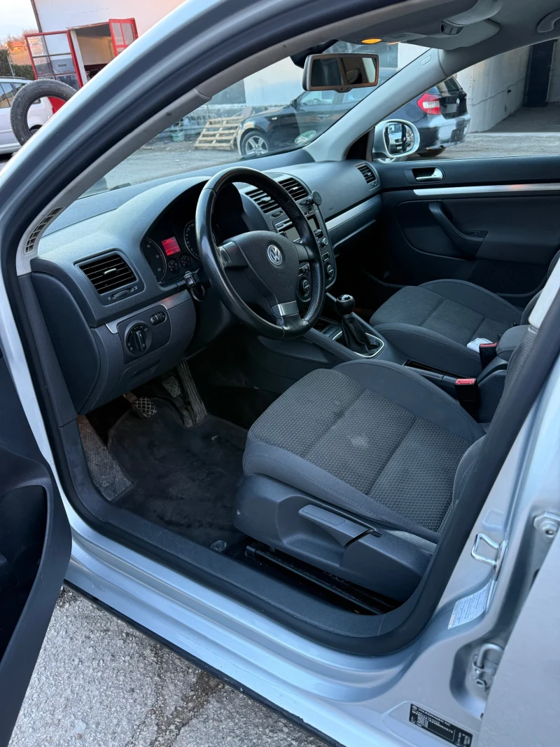 VW Jetta 2.0 TDI, снимка 6 - Автомобили и джипове - 53274162