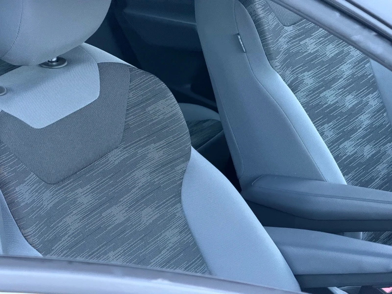 VW ID.4 Pure* 55 kWh, снимка 14 - Автомобили и джипове - 53328194