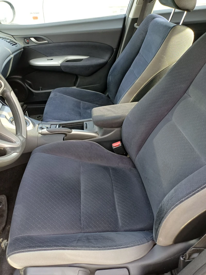 Honda Civic 2.2 Sport, снимка 6 - Автомобили и джипове - 53499739