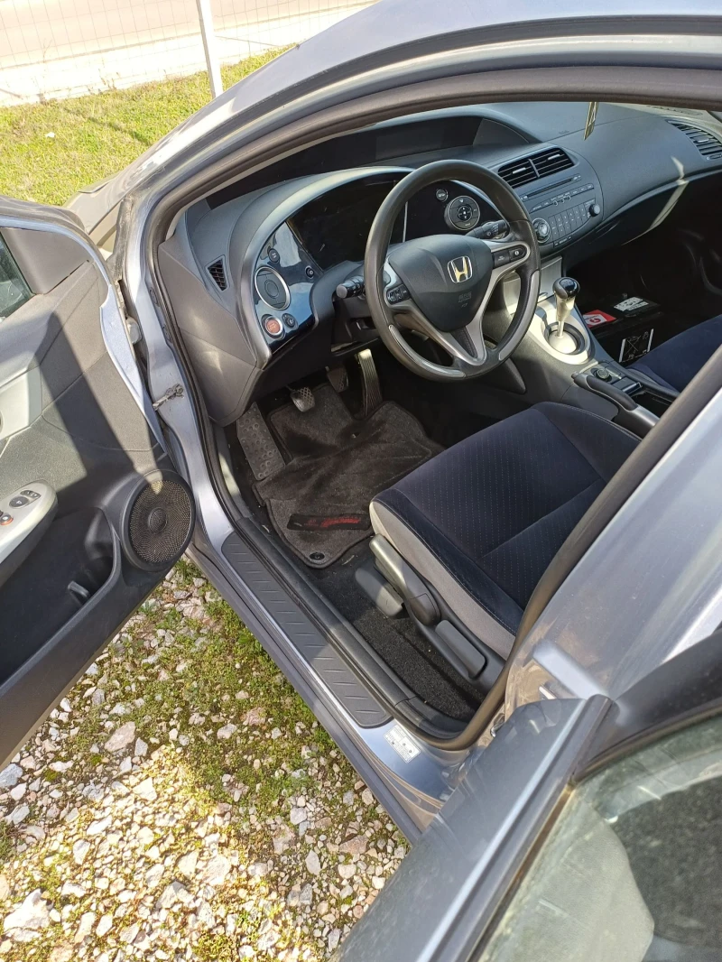 Honda Civic 2.2 Sport, снимка 8 - Автомобили и джипове - 53499739