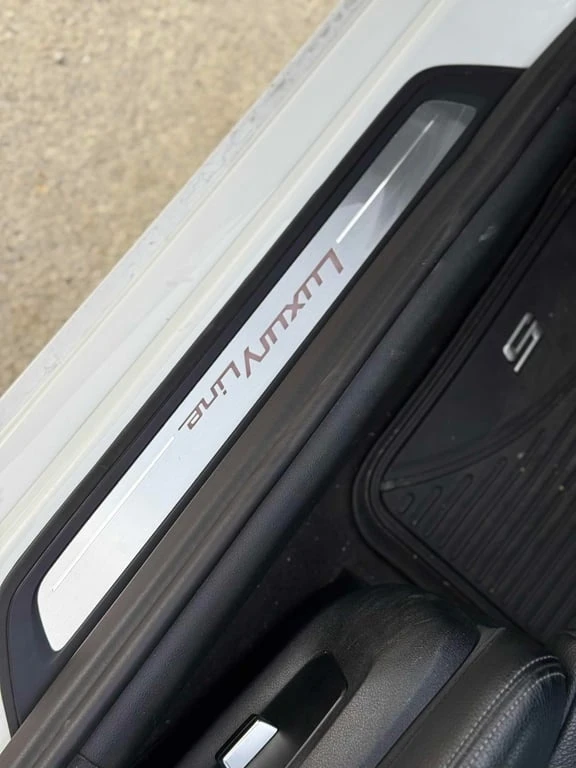 BMW 530 * 530i xDrive * CARFAX *    | Mobile.bg   12