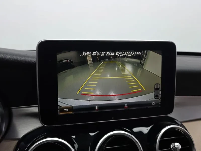 Mercedes-Benz C 220, снимка 15 - Автомобили и джипове - 54282440