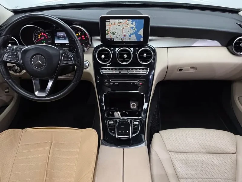 Mercedes-Benz C 220, снимка 7 - Автомобили и джипове - 54282440