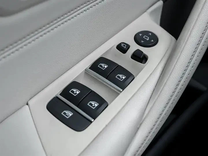 BMW 540 2022 BMW 5 Series 540i xDrive | CPO | HK Audio | H | Mobile.bg � ����������� 16