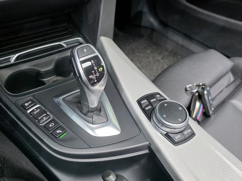 BMW 324 435d xDrive M Sport GranCoupe| 313к.с., снимка 9 - Автомобили и джипове - 56161403