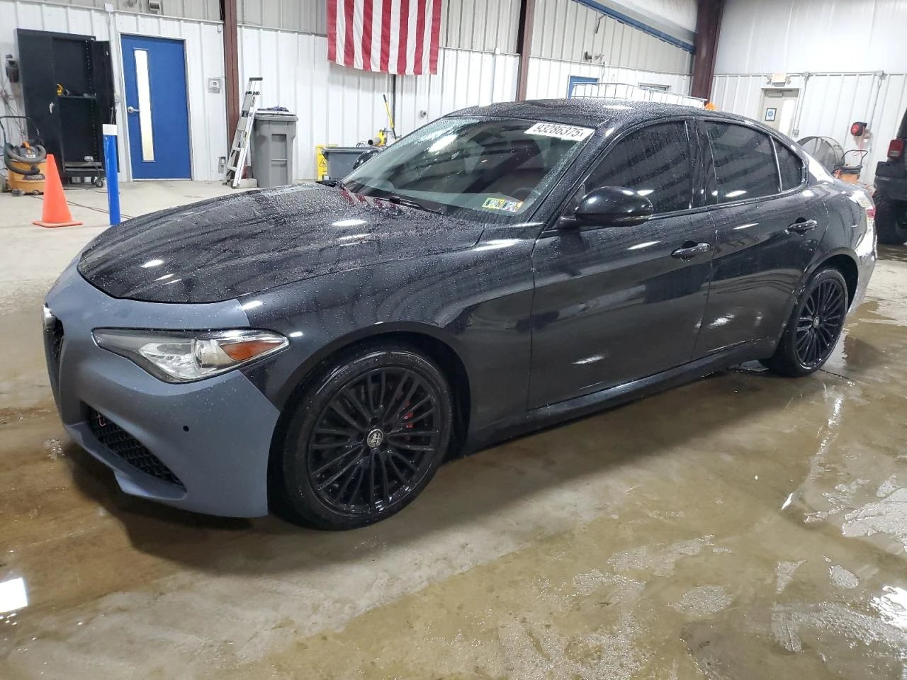 Alfa Romeo Giulia Q4* РЕАЛНИ КМ, снимка 1