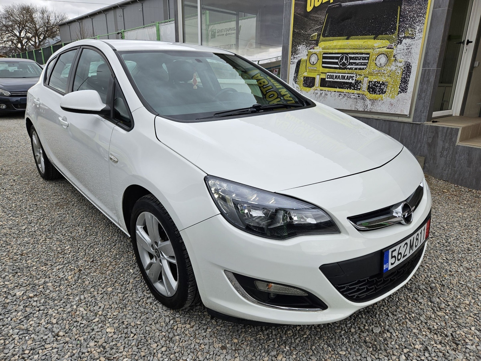 Opel Astra 1.4 gaz navi - изображение 1