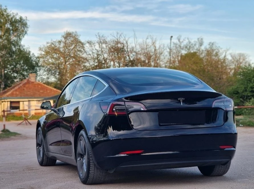 Tesla Model 3 4х4 Перфектен - изображение 5