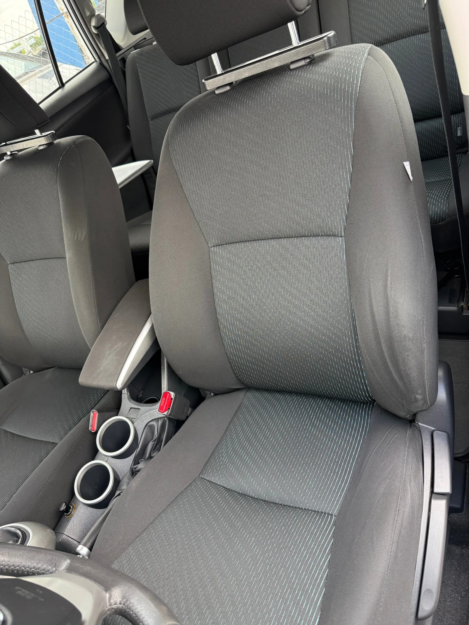 Toyota Verso 1.8i 147к.с Швейцария - изображение 8
