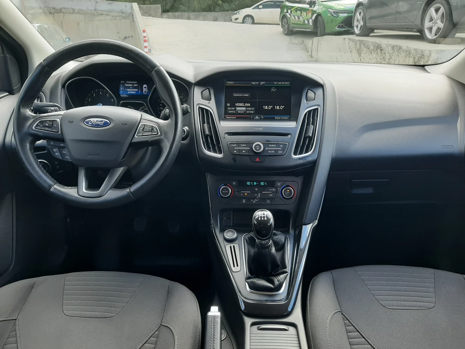 Ford Focus 1.6i ГАЗ-БЕНЗИН TITANIUM - изображение 10