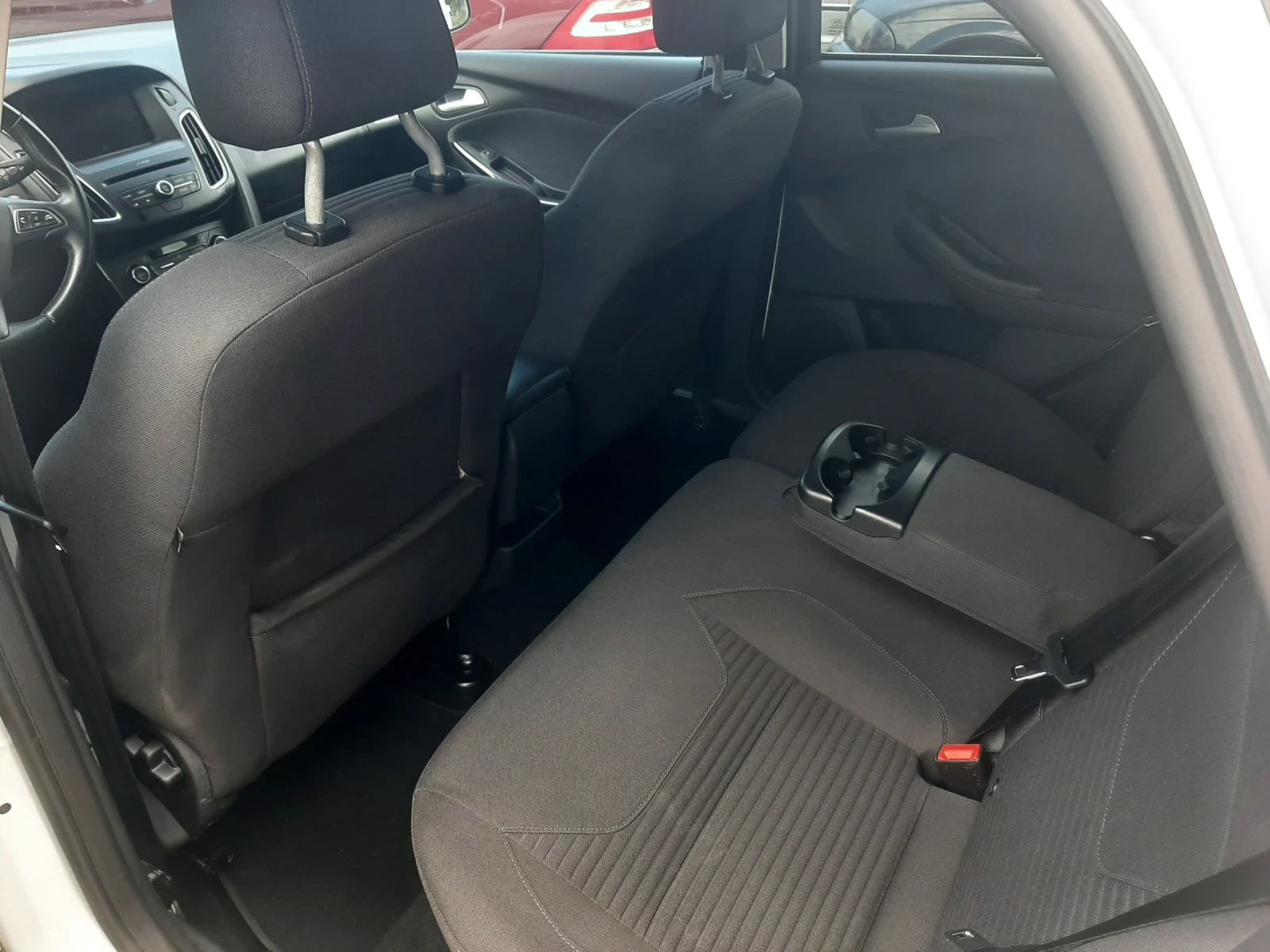 Ford Focus 1.6i - TITANIUM | Mobile.bg   14