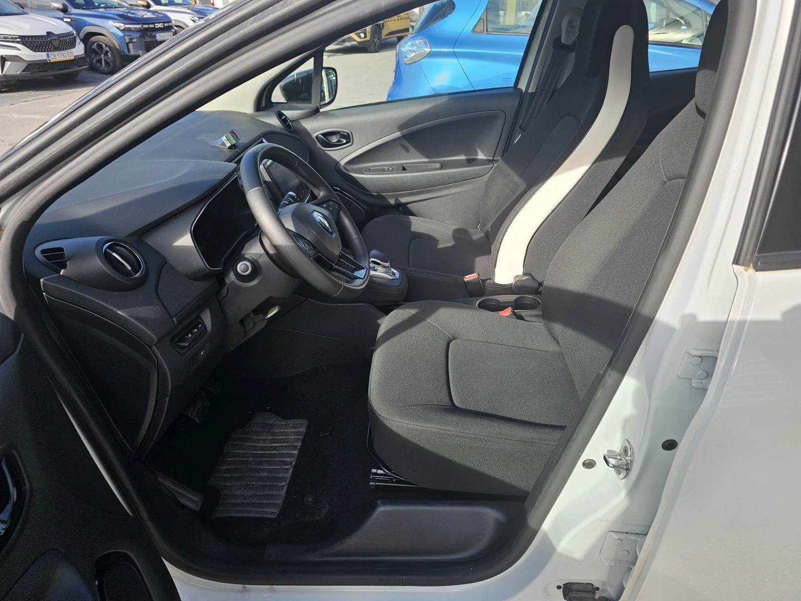 Renault Zoe R90 Long Range | Mobile.bg   11