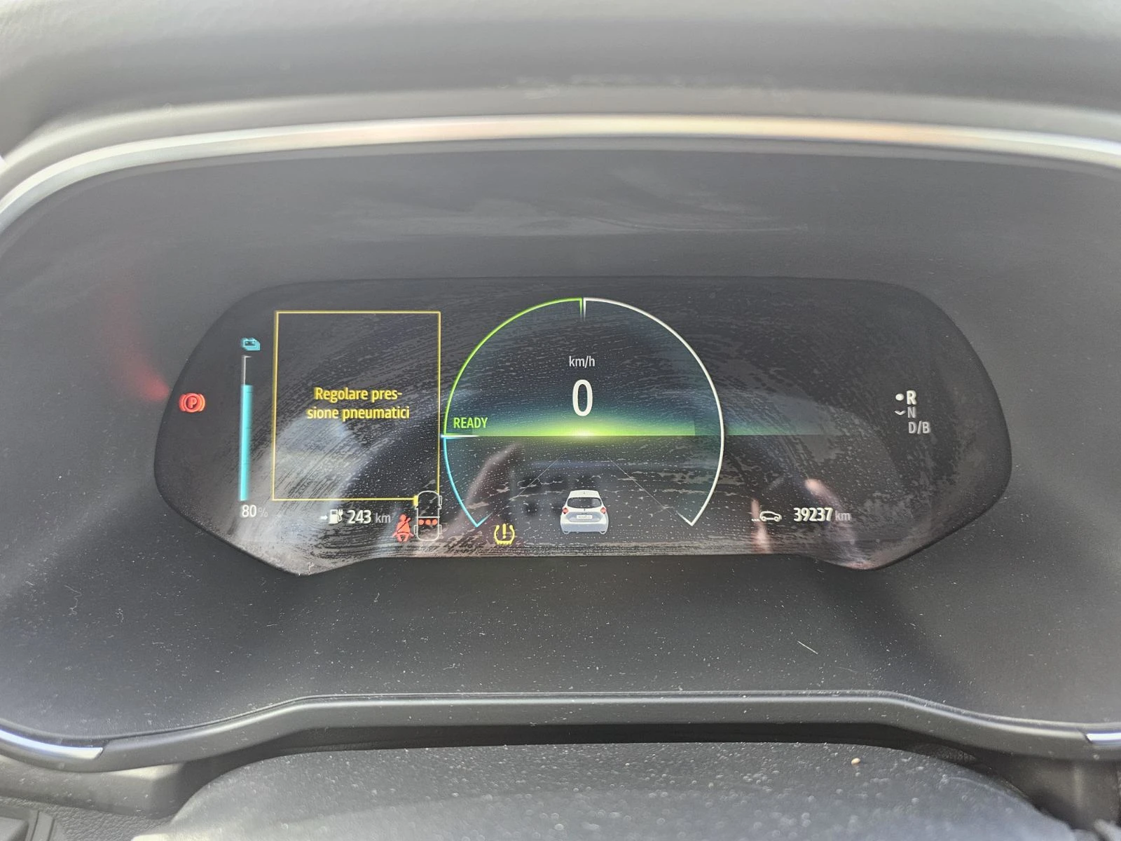 Renault Zoe R90 Long Range - изображение 8