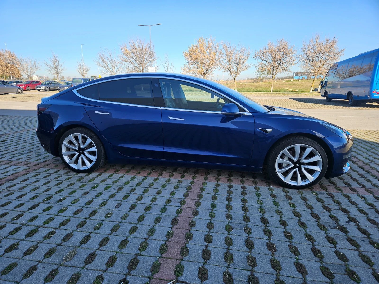 Tesla Model 3 Long Range Dual Motor | Mobile.bg   2